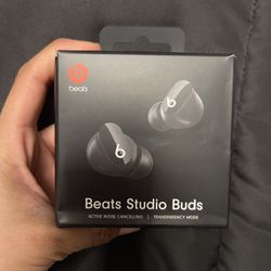 Beats Studio Buds 