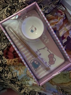 Hello kitty sushi Plate