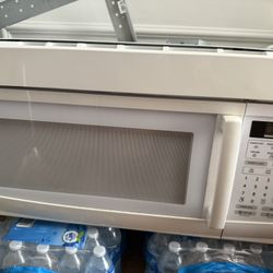 Microwave Above Stove