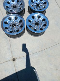GMCSierra 6 lugs yukon