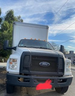 Box Truck For Sale