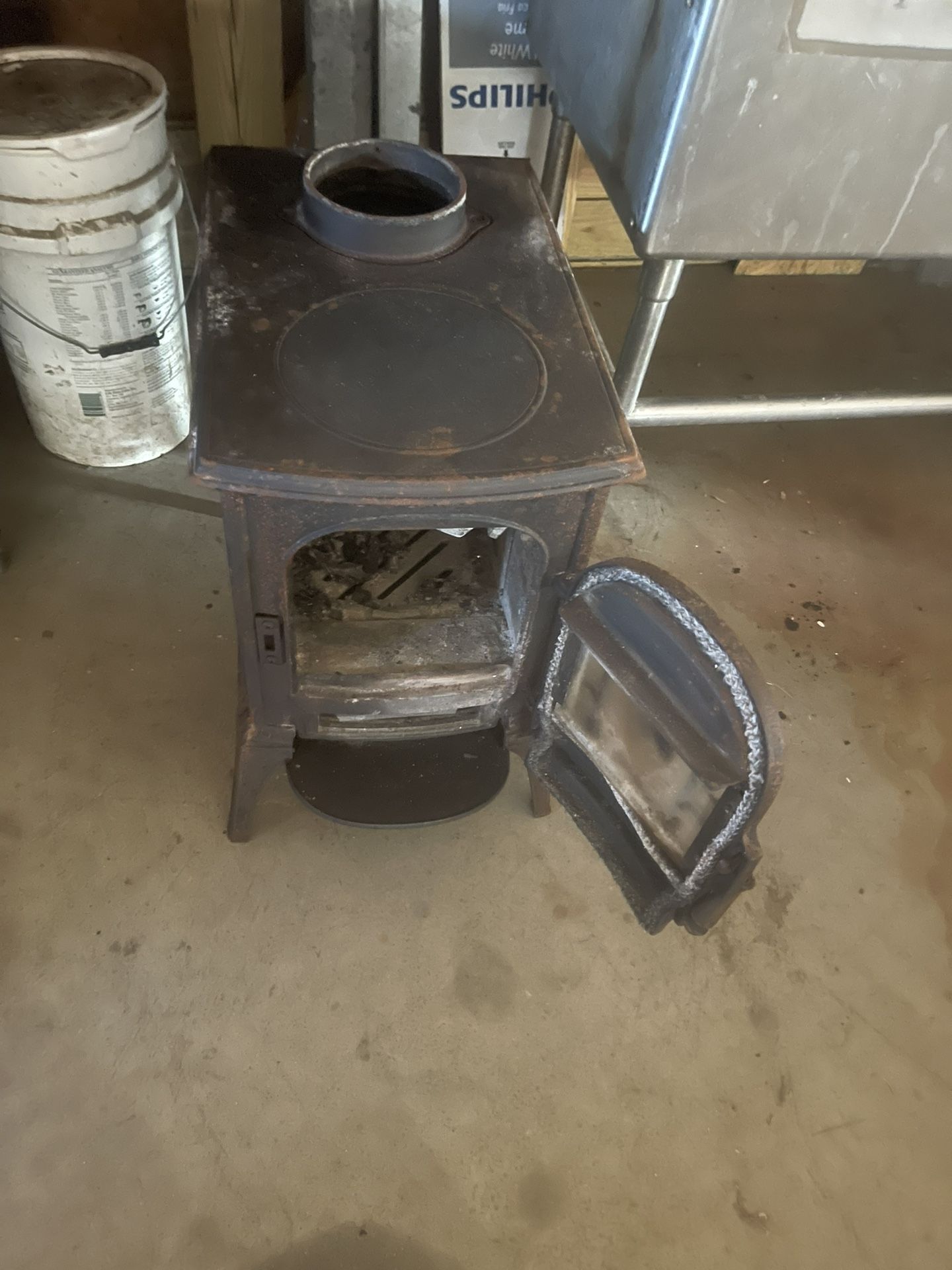 Wood Burning Stove. 15” Wide By 22” Deep By 23” Tall