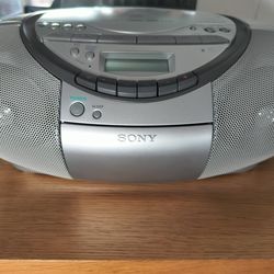 Sony CFD-S350 CD, Radio Cassette Player Boombox For Sale