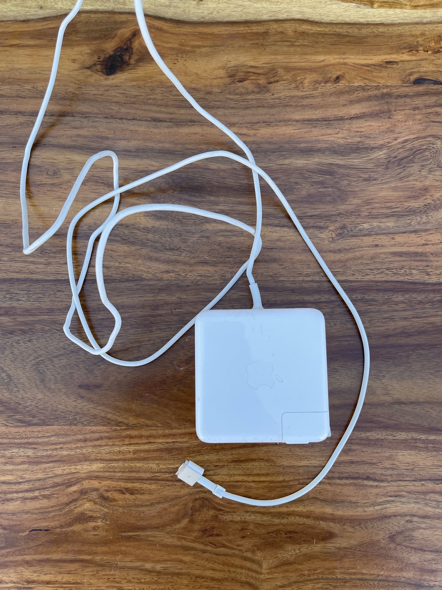 Apple Mag Safe 2 Macbook Charger