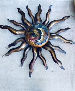 Metal Sun: Indoor/Outdoor 