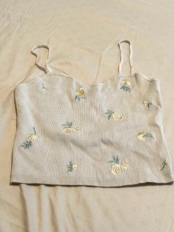 New cream flower tank top Sz M