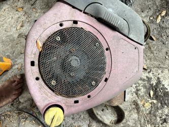 Briggs Vertical Shaft Engine