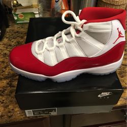 Air Jordan 11 Cherry Sz 10