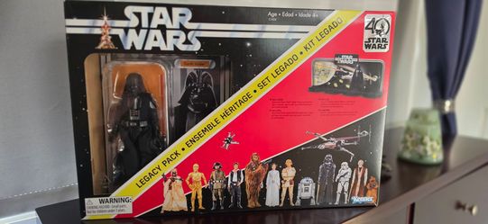 NEW Kenner Hasbro Star Wars 40th Anniversary 6" Darth Vader Legacy Pack Figure