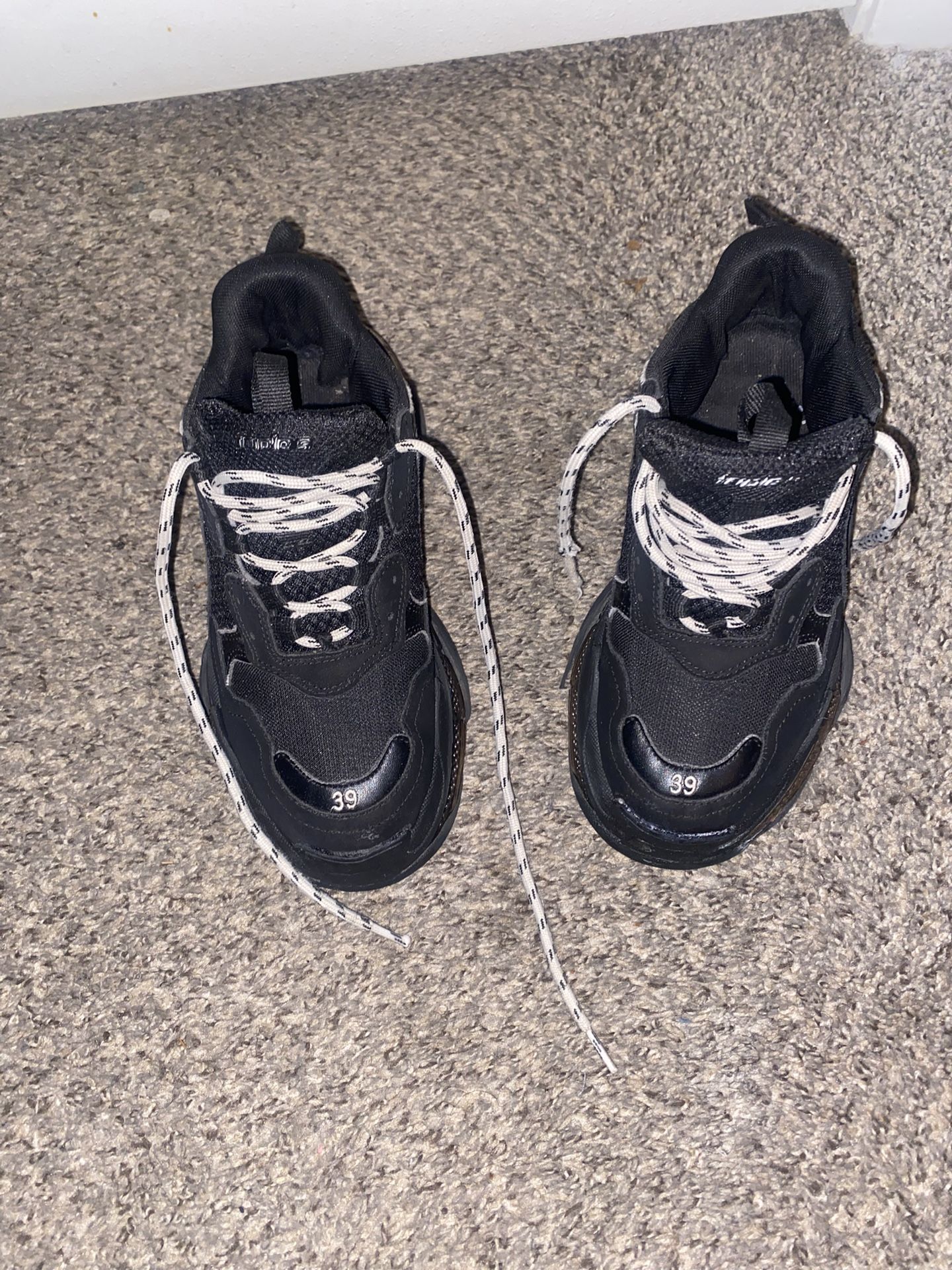 Balenciagas Size 39 Send Best OFFER