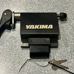 Yakima Bicycle Rack Blockhead Mount for truck w/ keys- Great Price 