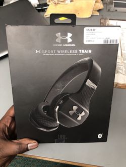 Headphones, Electronics Under Armour Sport wireless Train .. Negotiable