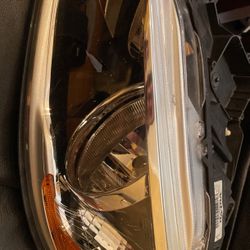 2014-2018 volvo s60 v60 headlight driver left side OEM 