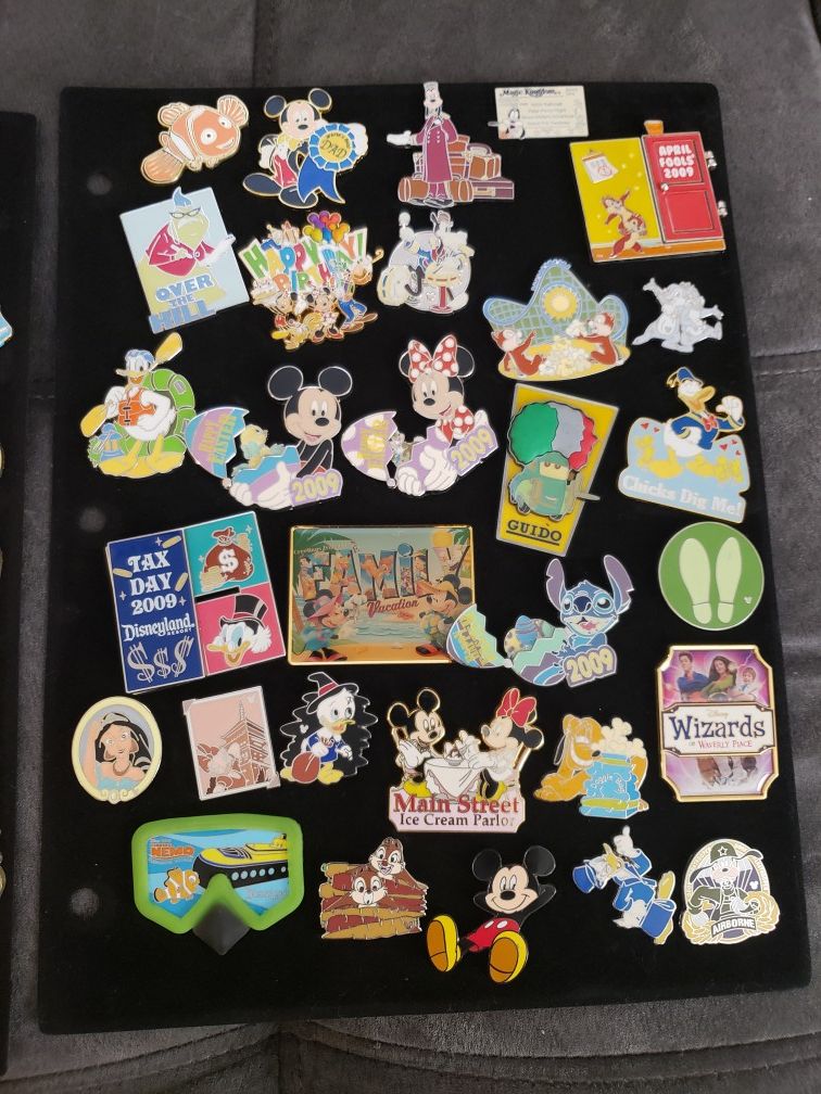 Disney pins