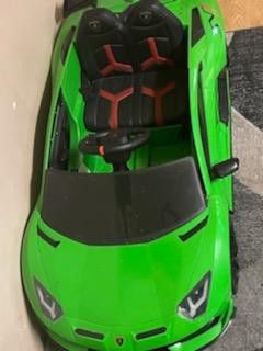 Green Lamborghini Power Wheel