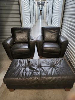 Natuzzi Chairs & Ottoman Set