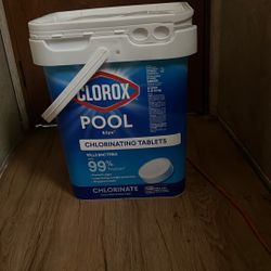 Clorox Chlorine Tablets. 35lb Bucket Never Opened 