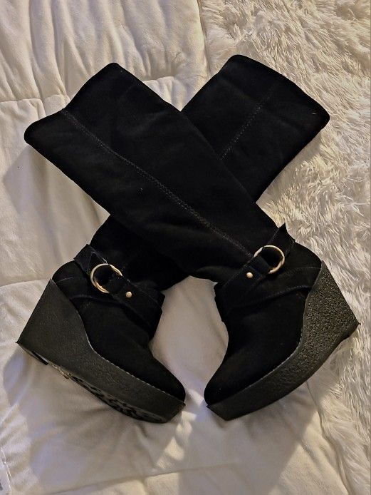 Aldo Shearling Lined Black
Suede Boots | Color: Black | Size: 36