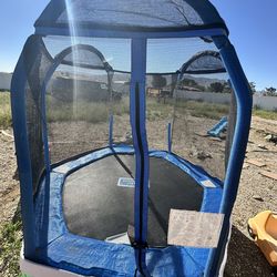 Kids Trampoline with Safety Net – Good Condition $60.00 OBO