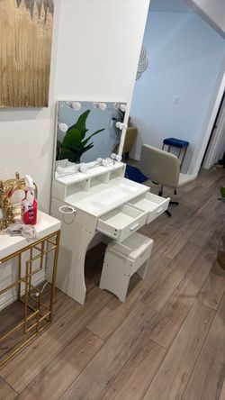 White Vanity w/ small storage chair