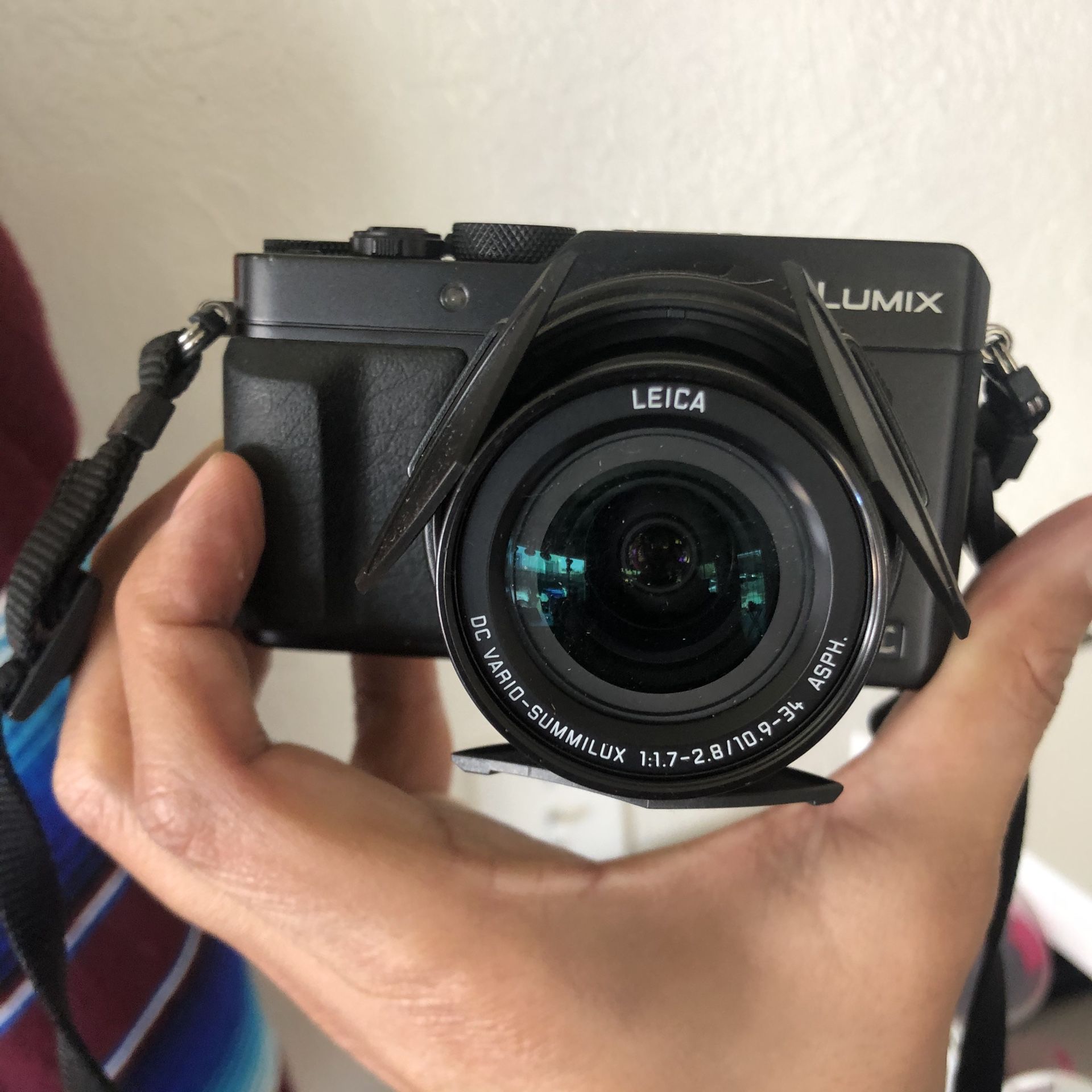 Digital Camera LUMIX LX 100