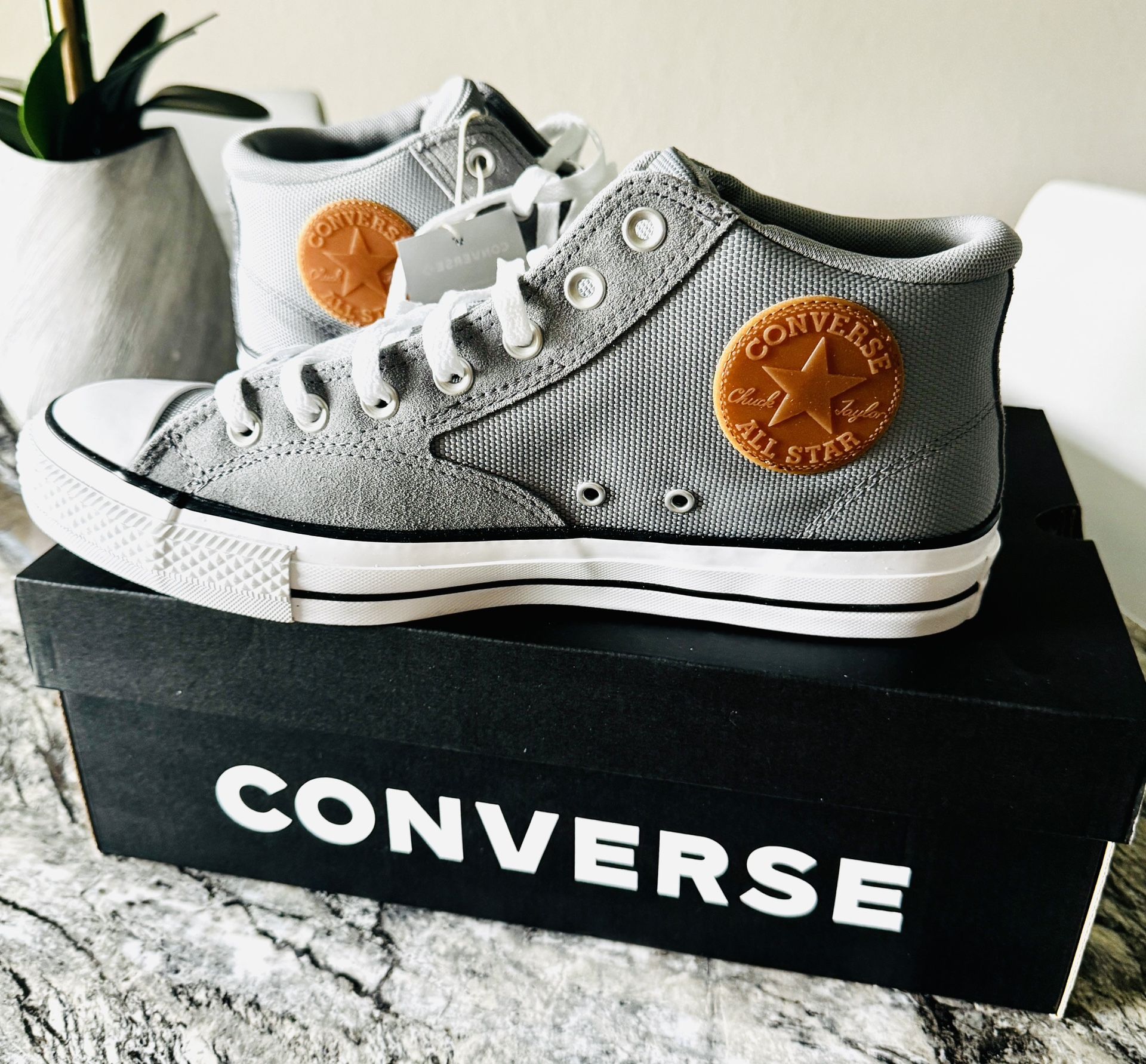 MEN'S CONVERSE CHUCK TAYLOR ALL STAR MALDEN HI SNEAKERS Size 11.5 Unisex With OG Box