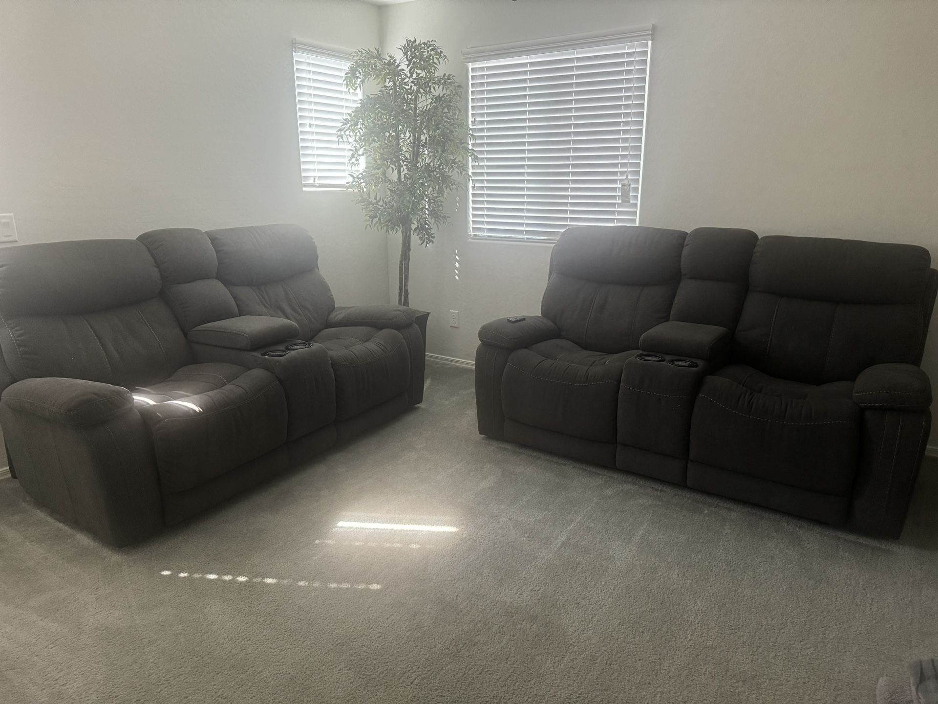 2 Electric Reclining Loveseats