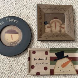 Choice of Small Wood Snowmen Plates