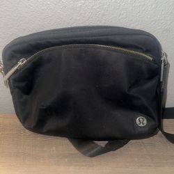 Crossbody Black Lululemon