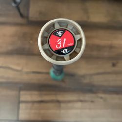 Louisville Slugger Meta 31”.  -5. 