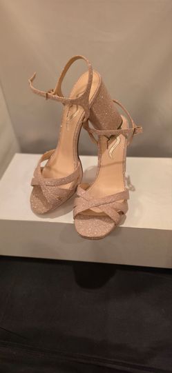 Brand new women sandals