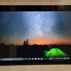 VERY NICE MICROSOFT SURFACE GO TABLET PC 