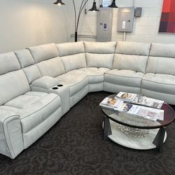 Power Reclining Sectional 