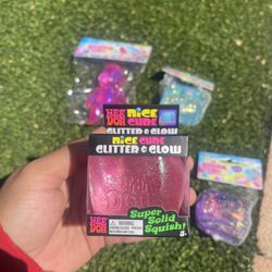 Needoh Glitter Nice Cube 