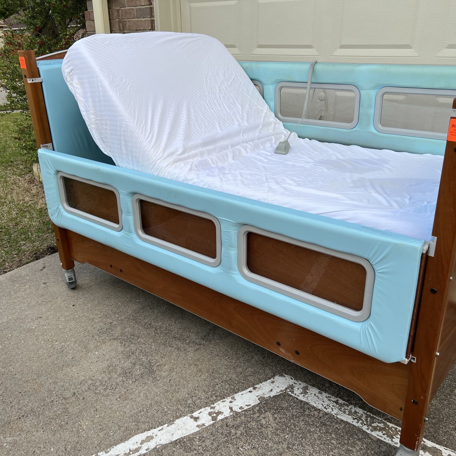 SPECIAL NEEDS ENCLOSED BED