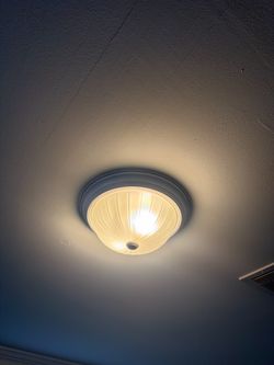 Ceiling lamps