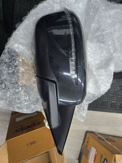 Replacement Mirror Fits 2018 Toyota Camry