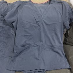 Scrubs Vince Camuto