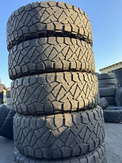 37x12.50r18 Nitto Tires En Excelente Conditiones De Vida Las 4 