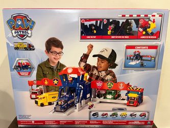 NEW SEALED Paw Patrol Big Truck Pups Truck Stop HQ Playset - Rare & Hard to Find