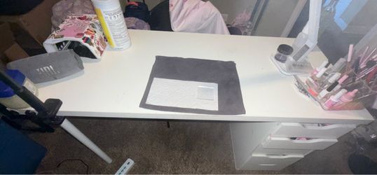 White Desk with Drawer Unit