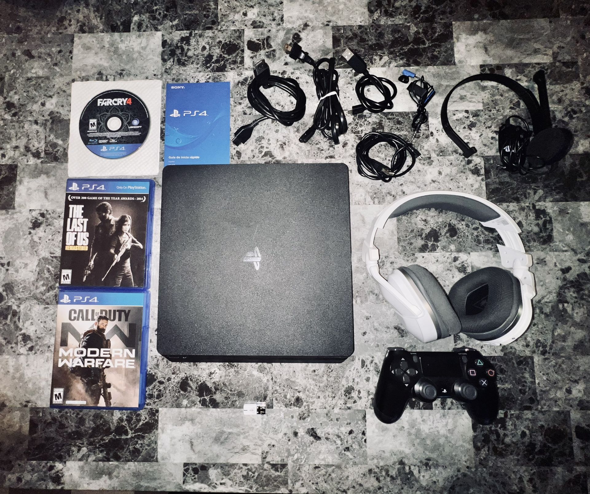 PS4 Slim