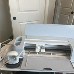 Cricut Maker 3, Iron And Cart