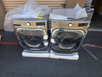 LG ThinQ Front Load Washer And Gas Dryer 29 Inchs 