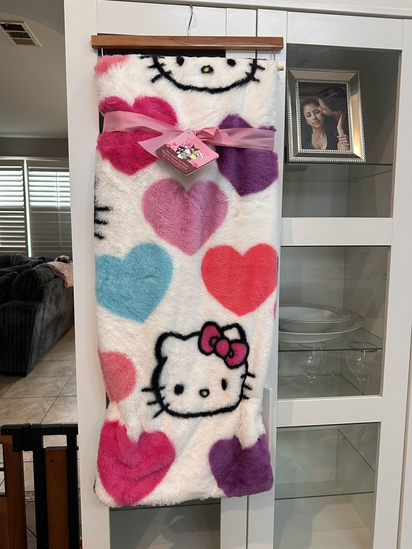 Hello Kitty, Blanket Valentine’s Brand New With Hanger And Tag
