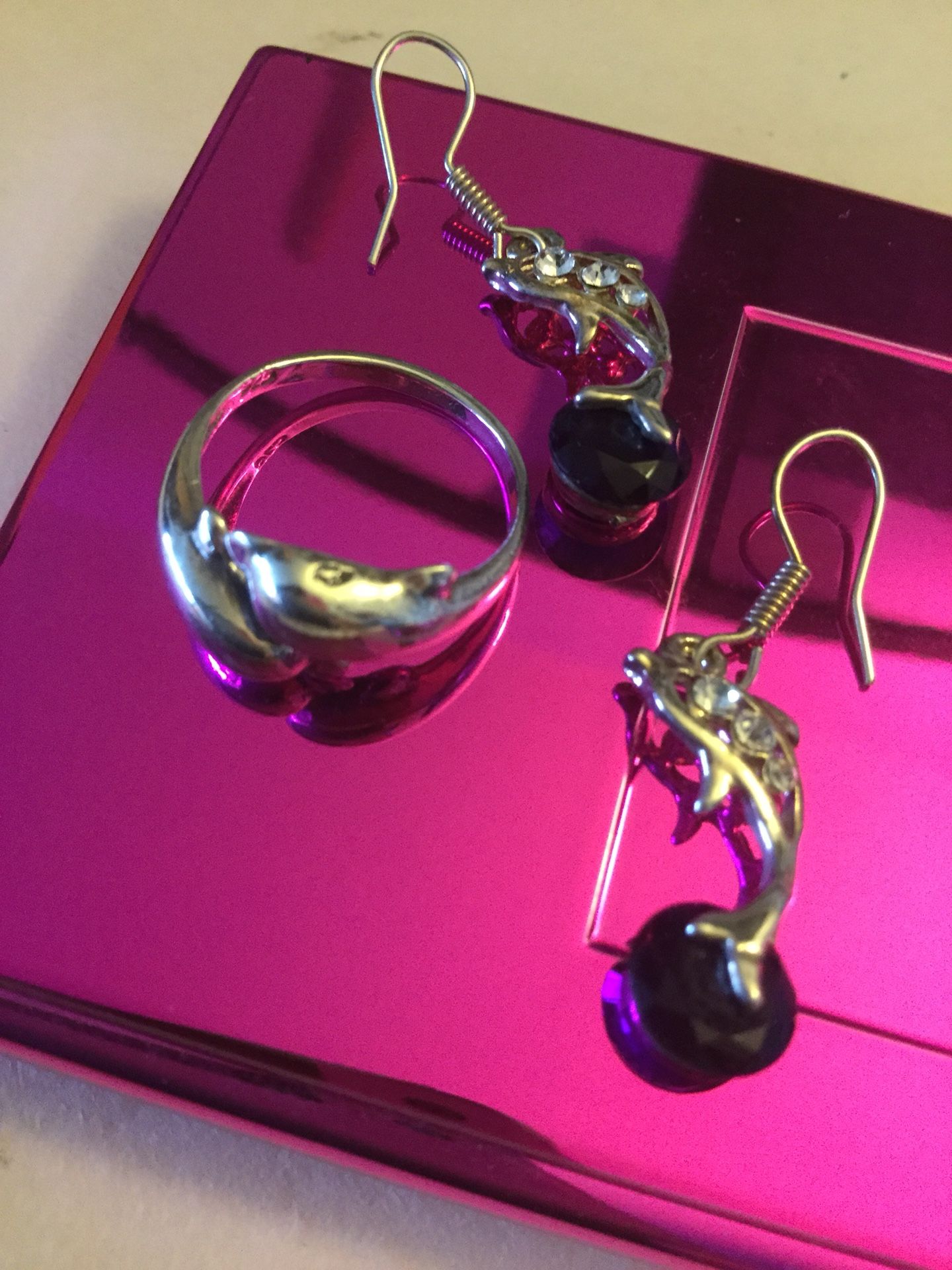 Sterling Silver earrings and rings 🛍 Dolphin ring $25 Dolphin earrings $25 🐬 More jewelry welcome to visit !