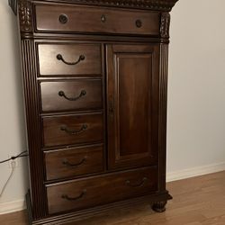 Furniture 6 Piece Bedroom set