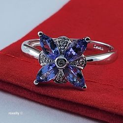 14K White Gold Tanzanite & Genuine Diamonds Ring Size 8.5 - Solid Gold!/ Anillo de Oro Blanco con Tanzanitas y Diamantes! 👌🎁Post Tags: Anillo de Oro