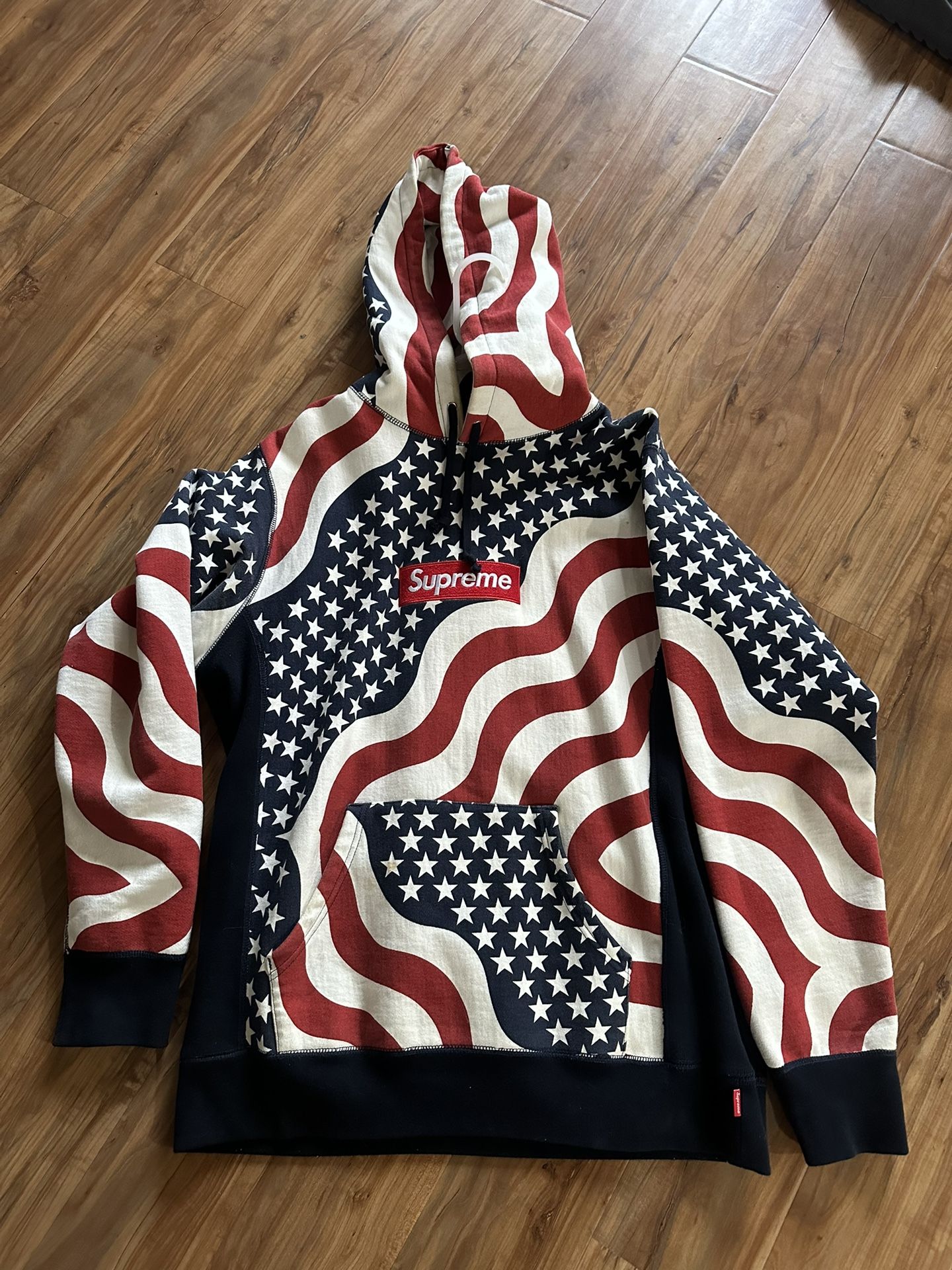 Supreme Box Logo Flag Hoodie Size Large