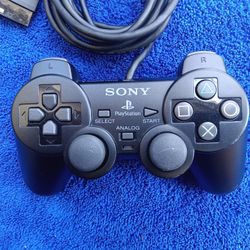 Sony PlayStation controller - Pickup Near USC Coliseum Area